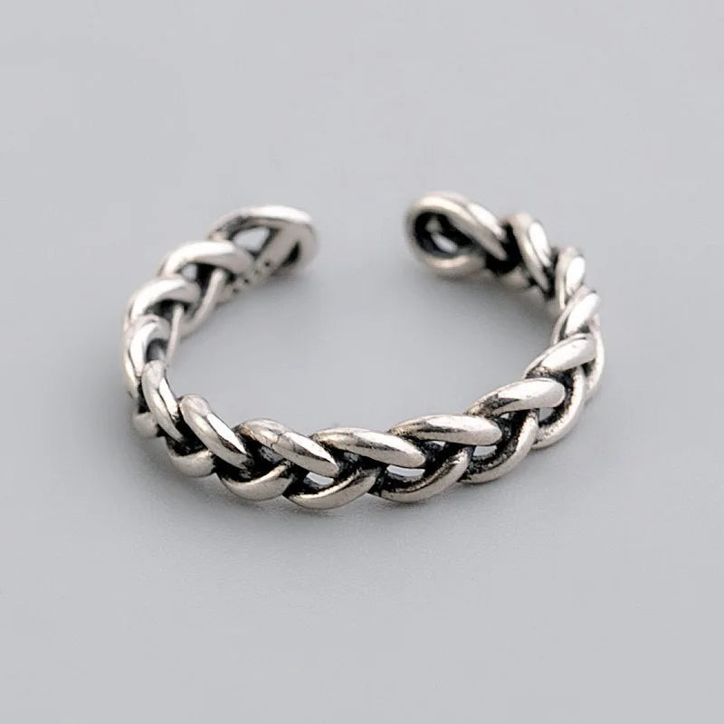 Vaelion – Sterling Silver Chain Ring