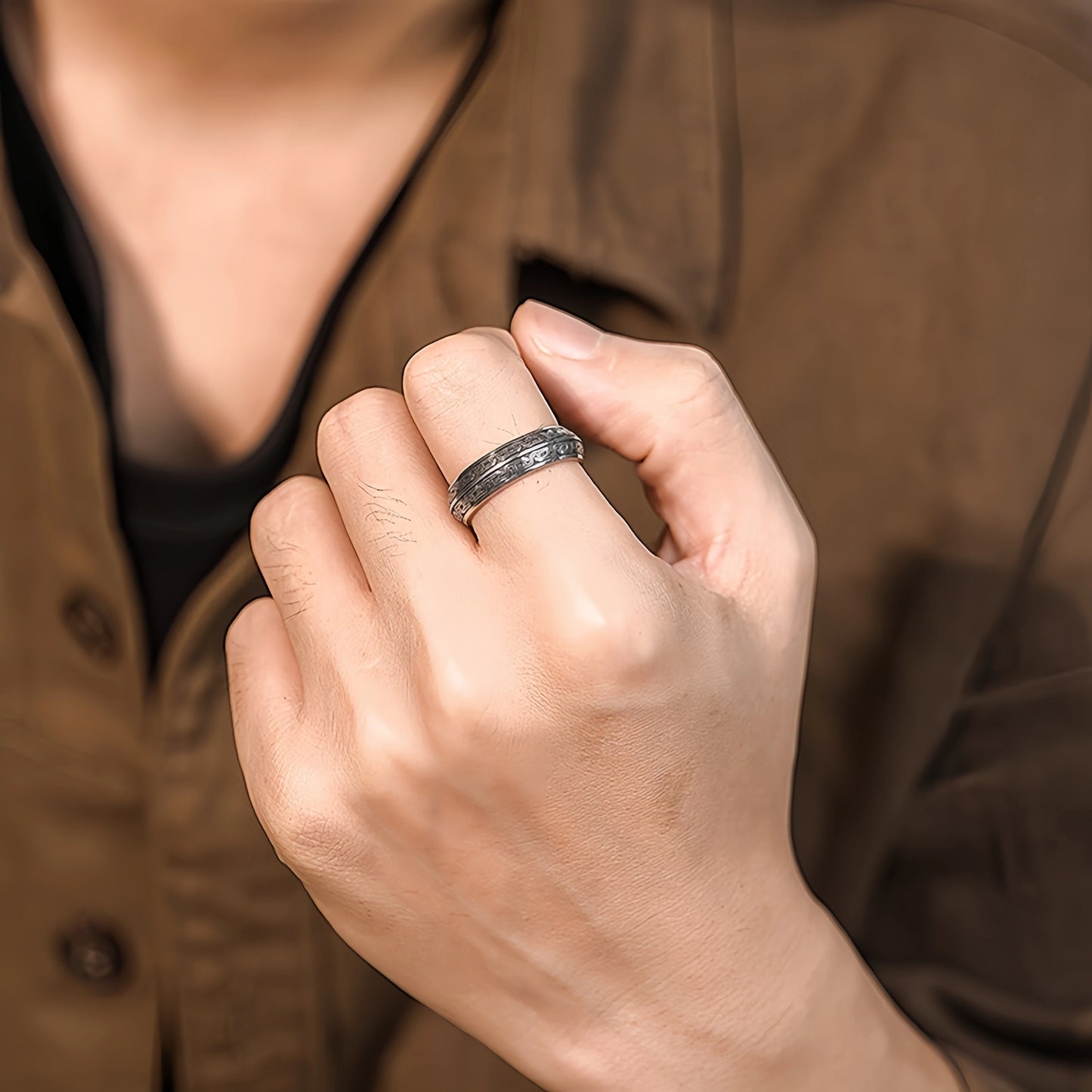 Ravion – Oxidised Silver Engraved Ring